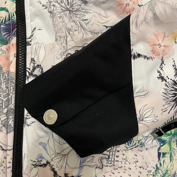 Obermeyer Girls Ski Jacket - Black, Pink size 10 - 12 - Picture 3 of 12